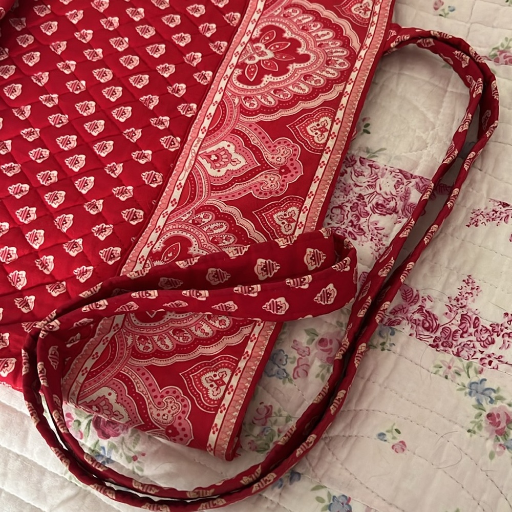 Red Button Tote - Picture 5 of 5
